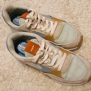 Hoff Stylish Blue and Tan Sneakers Saint-Denis Sold @ Free People ladies sz 7.5